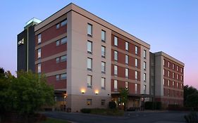 Home2 Suites by Hilton Greensboro Airport Nc